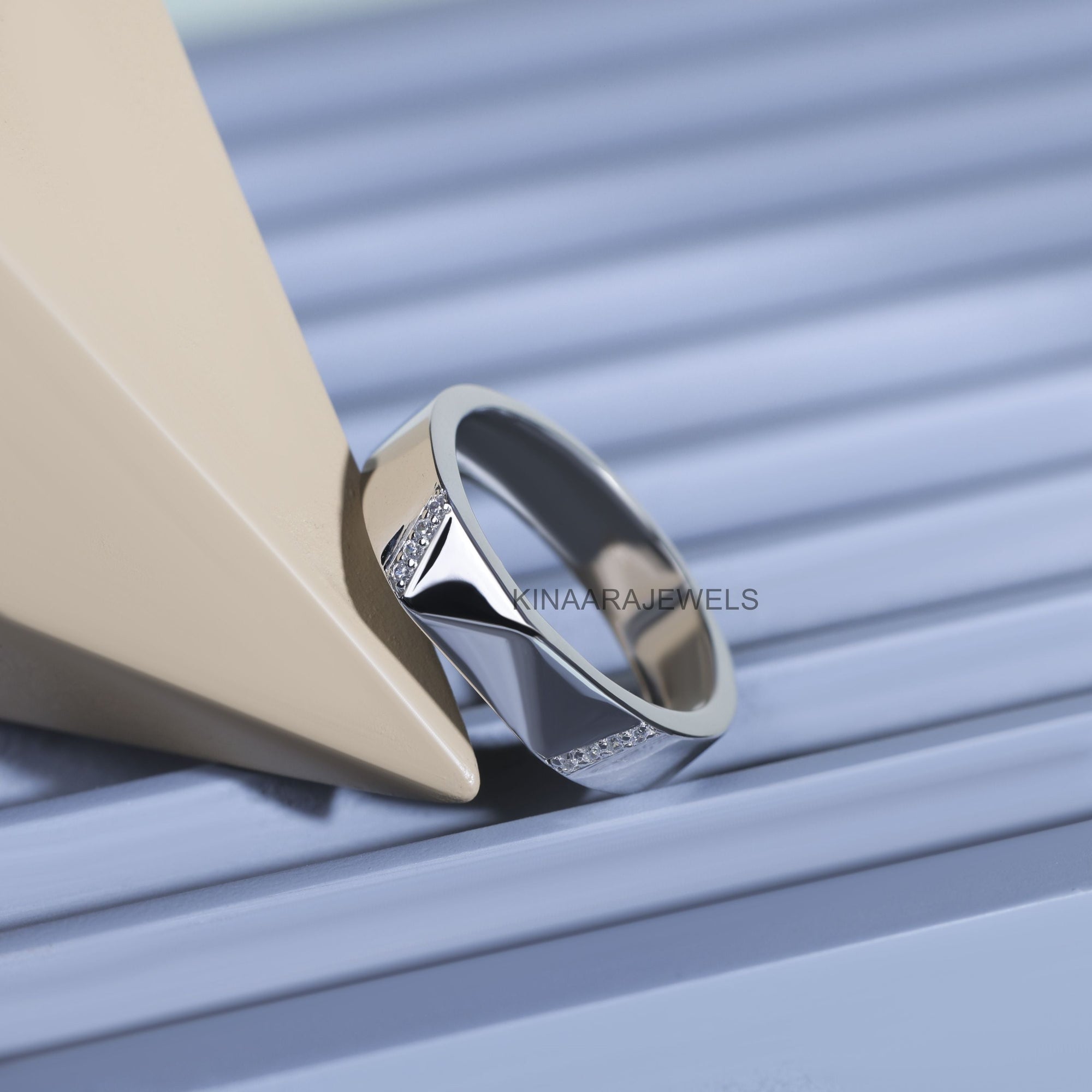 Men's Lab Grown Diamond White gold Wedding Band