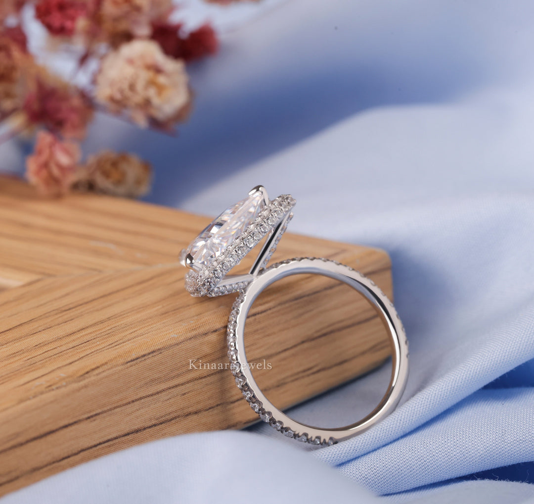 Triangle Cut Ring Moissanite Diamond with Halo