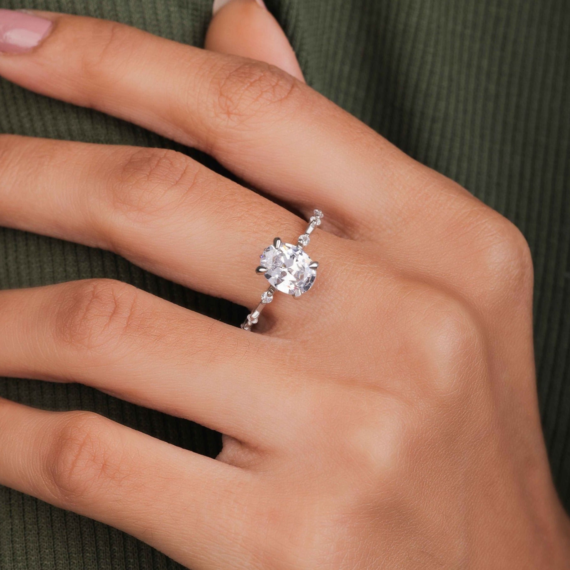 oval diamond engagement ring1