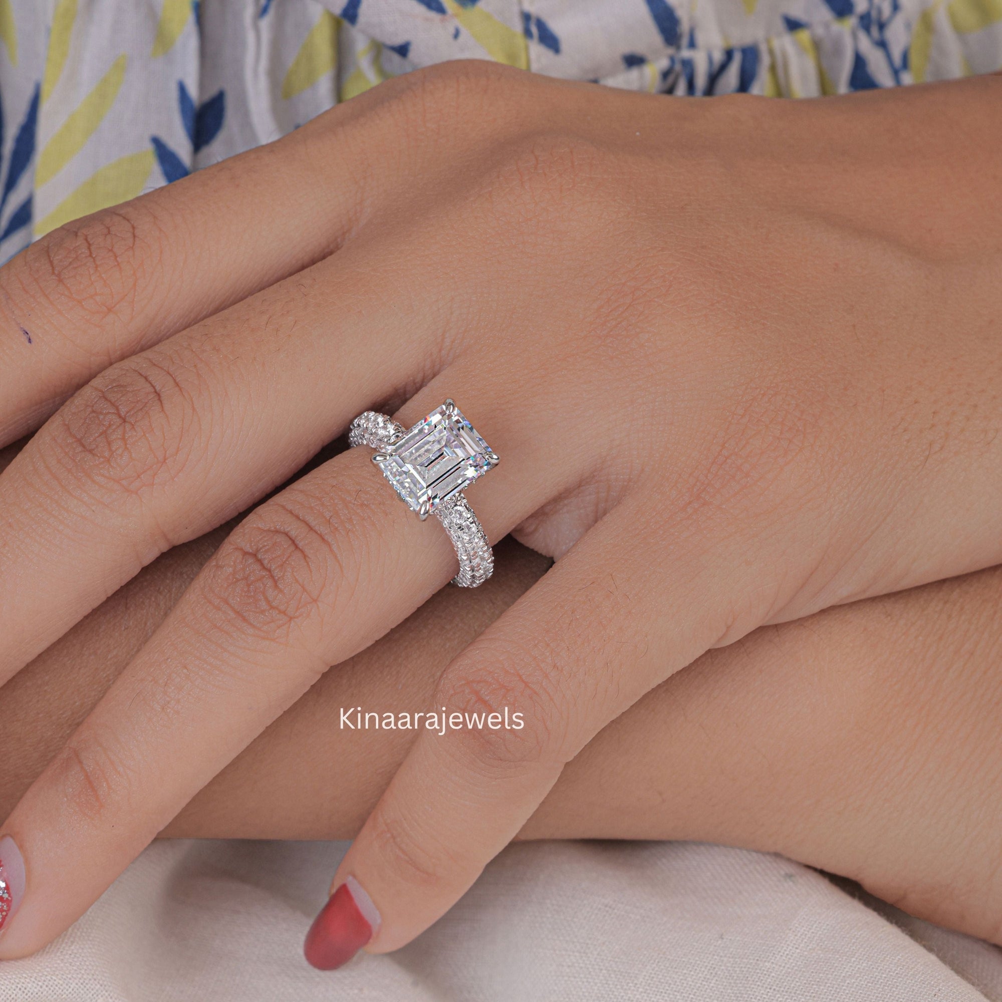 emerald diamond ring2