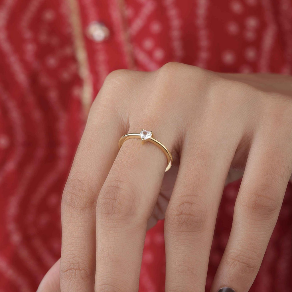 heart cut diamond engagement ring
