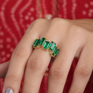 Seven Emerald Gemstone Ring Luxurious Wedding Gift For Her3