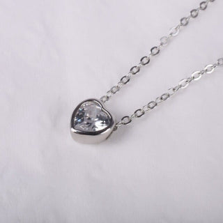 heart shaped diamond necklace