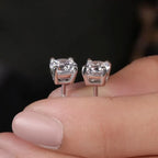 lab grown diamond stud earrings