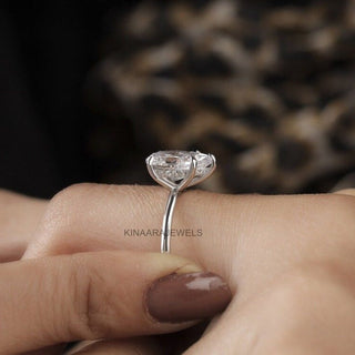 pear diamond engagement ring