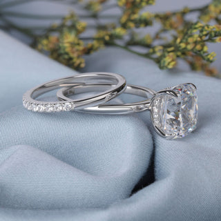 cushion cut halo engagement rings