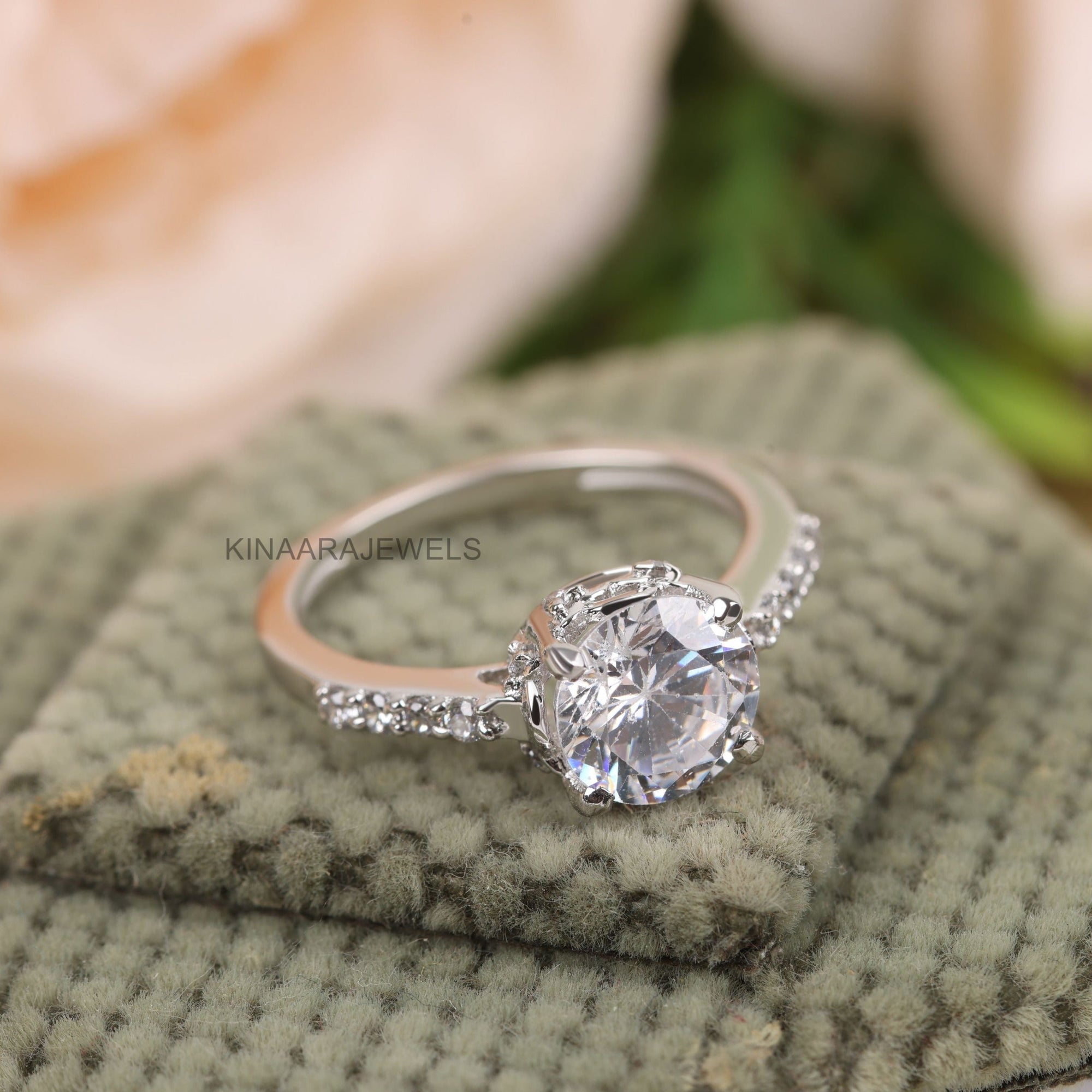 Round Cut Lab Grown Diamond Engagement Ring