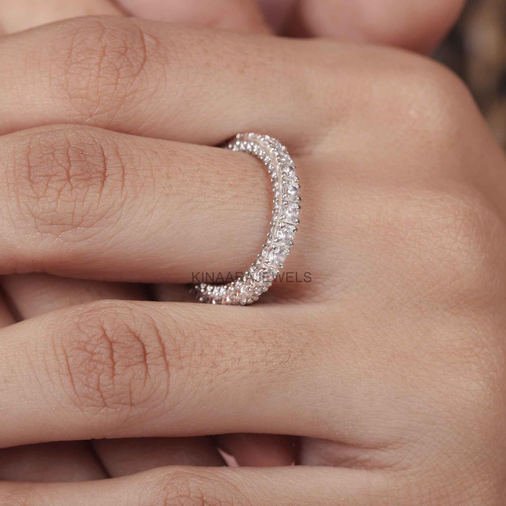 round diamond eternity band