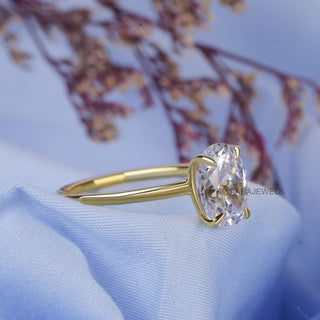 Solitaire Oval Shape Diamond and Yellow Gold Ring - Kinaara Jewels