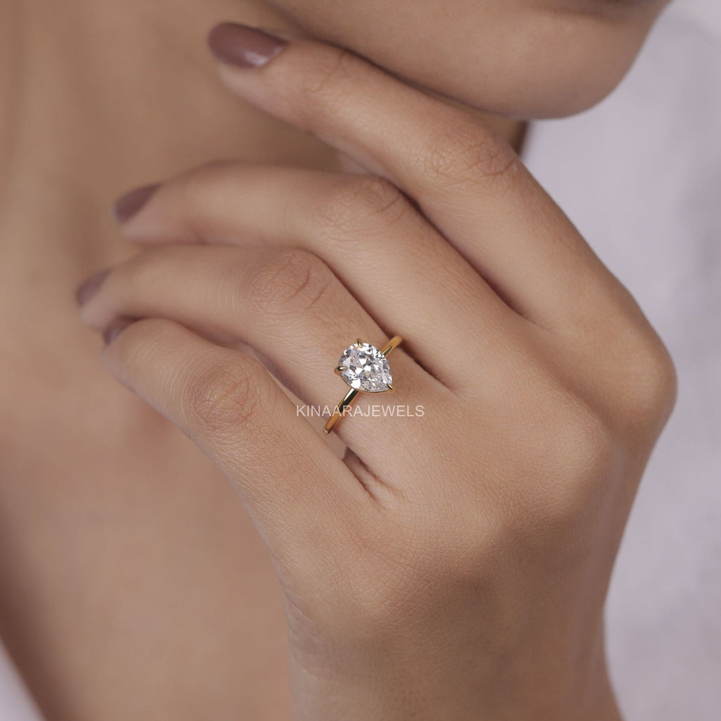 solitaire engagement ring