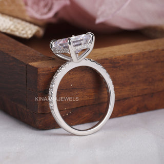 emerald cut diamond ring