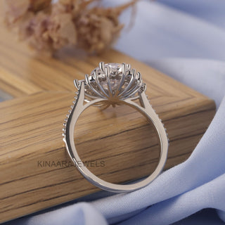 lab grown diamond engagement ring