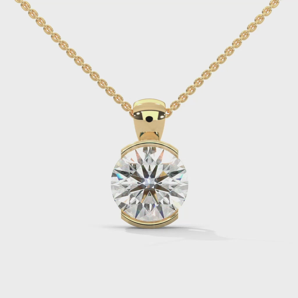 Elegant Round Cut Pendant